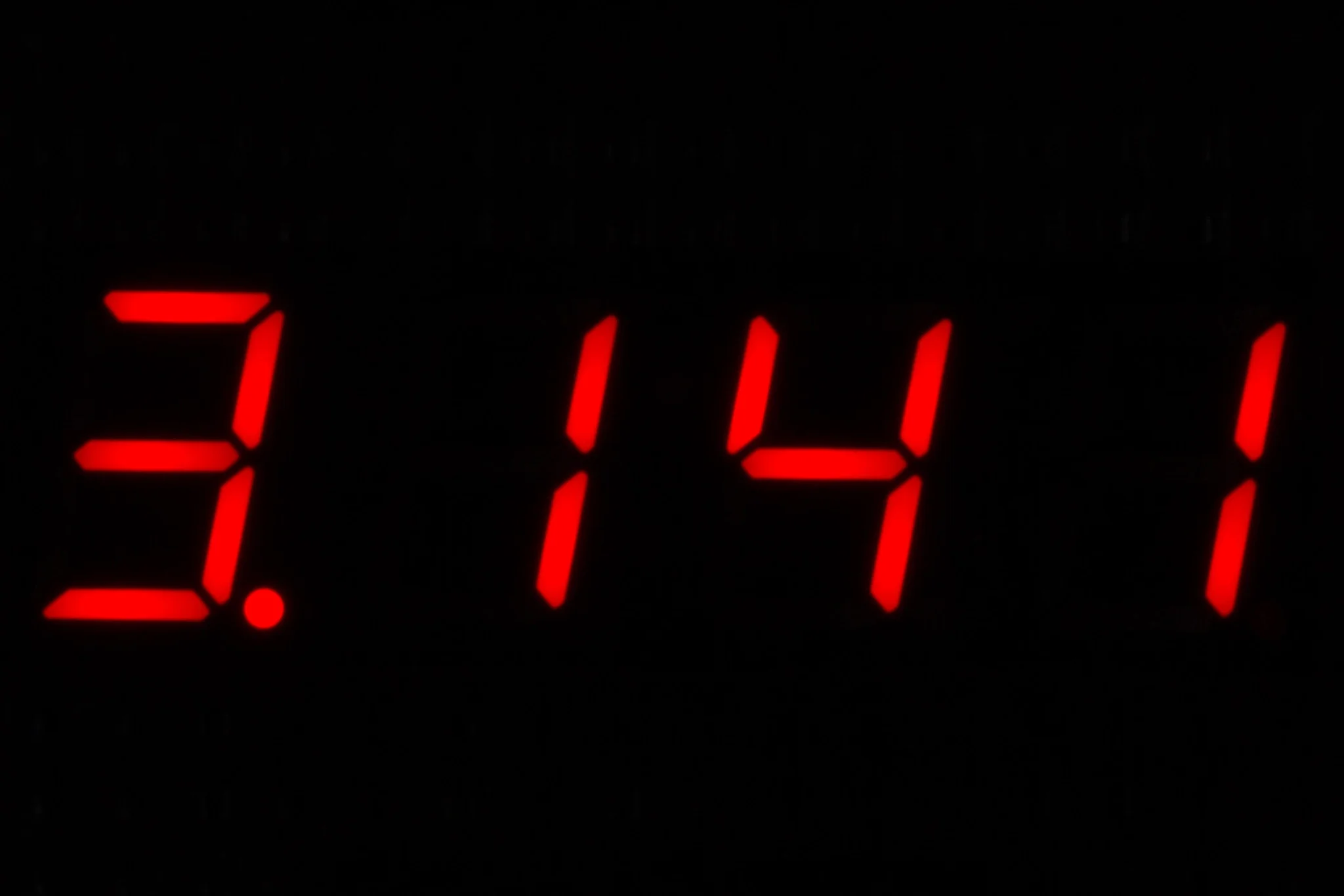 4 Digit 7 Segment Display - Image 3