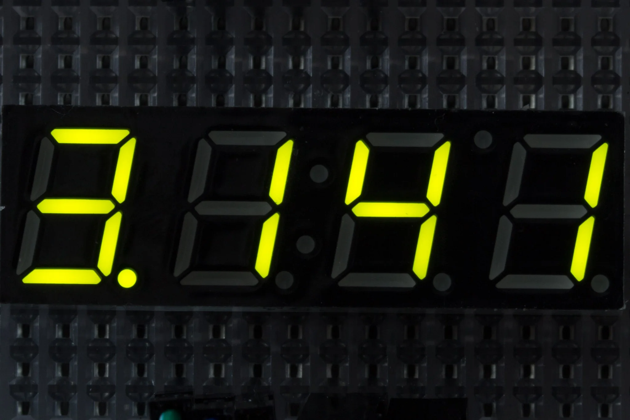 4 Digit 7 Segment Display - Image 5