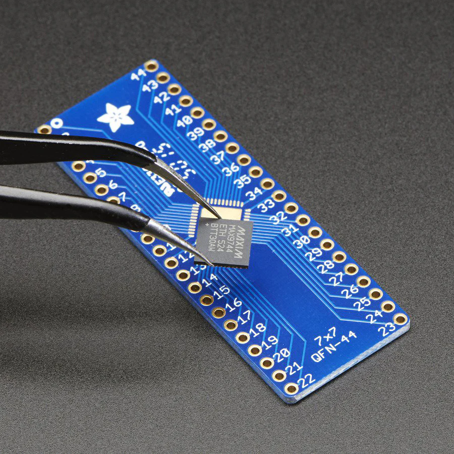 Adafruit SMT Breakout PCB for QFN or TQFP - Image 2