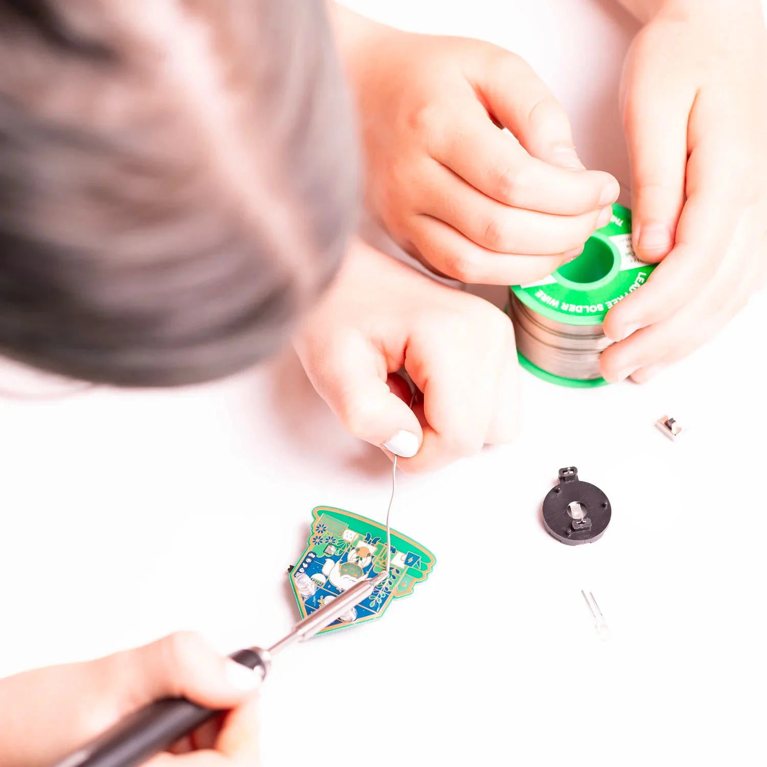 Biology Girl Soldering Kit - Image 2