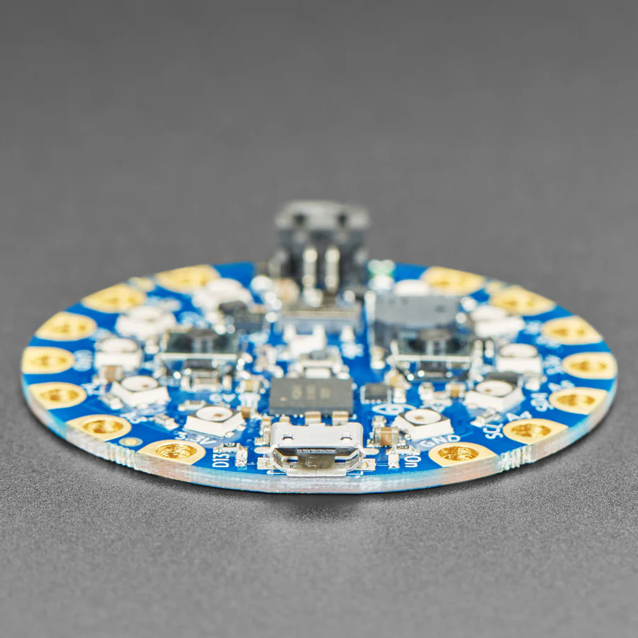 Circuit Playground Bluefruit - Bluetooth Low Energy - Image 8