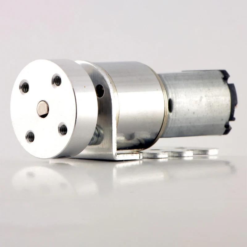 Pololu Universal Aluminum Mounting Hub for 3mm Shaft, #4-40 Holes (2-Pack) - Image 3