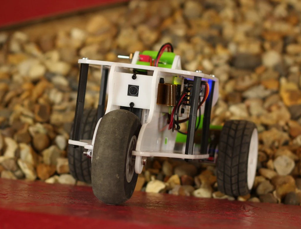 RockyBorg White and Green - The three wheeled rocking robot! - Image 2