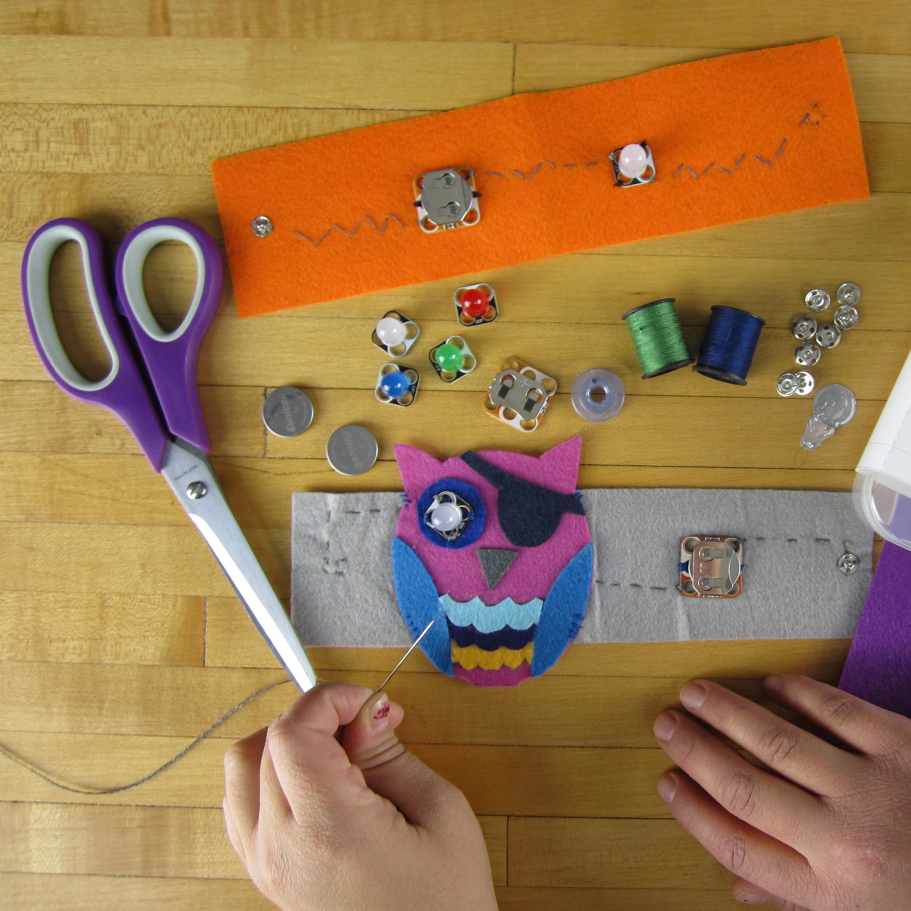 Sewing Circuits Kit - Image 2