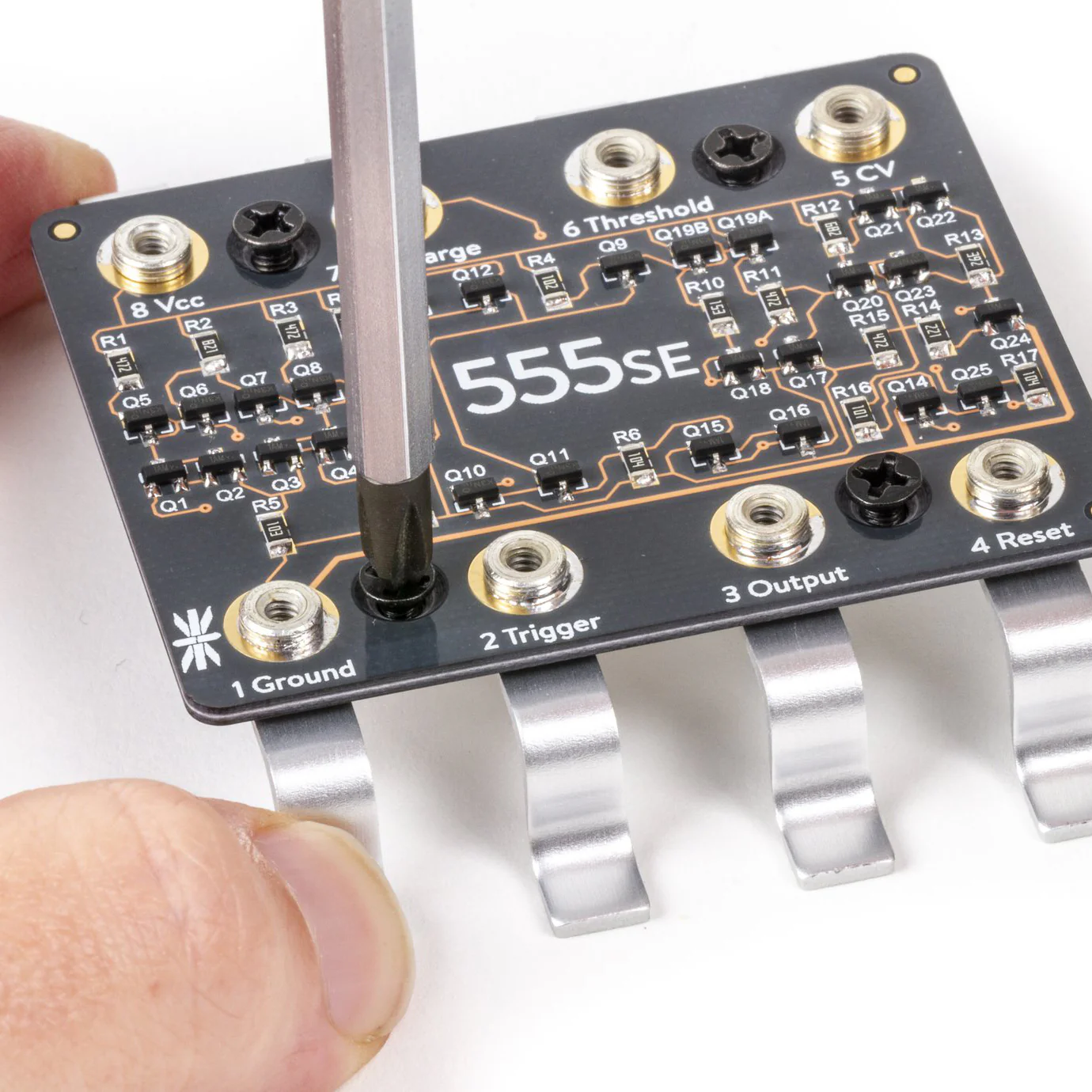 The 555SE Discrete 555 Timer - Image 8