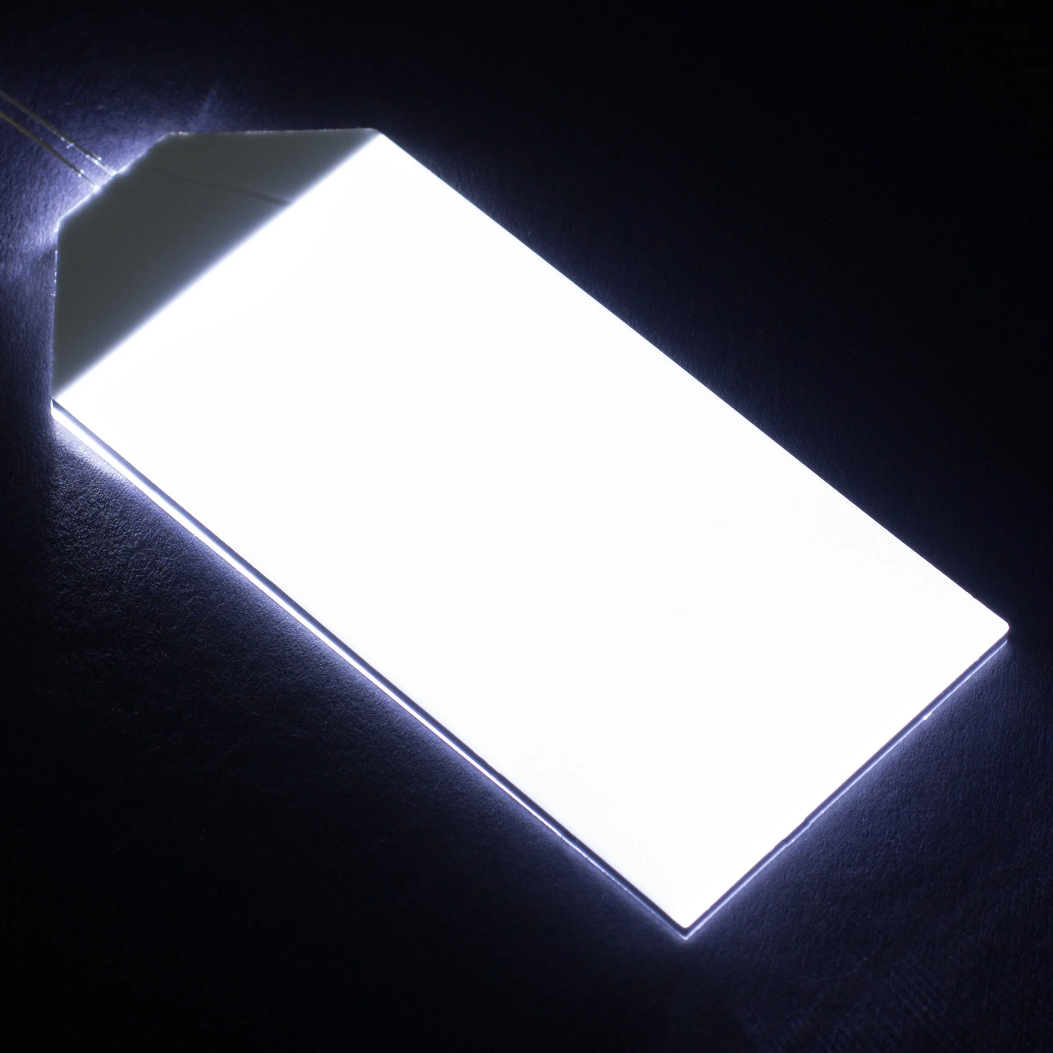 White LED Backlight Module